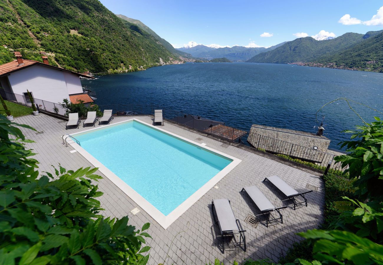 Apartment in Argegno - Residence degli Oleandri - APP. A1