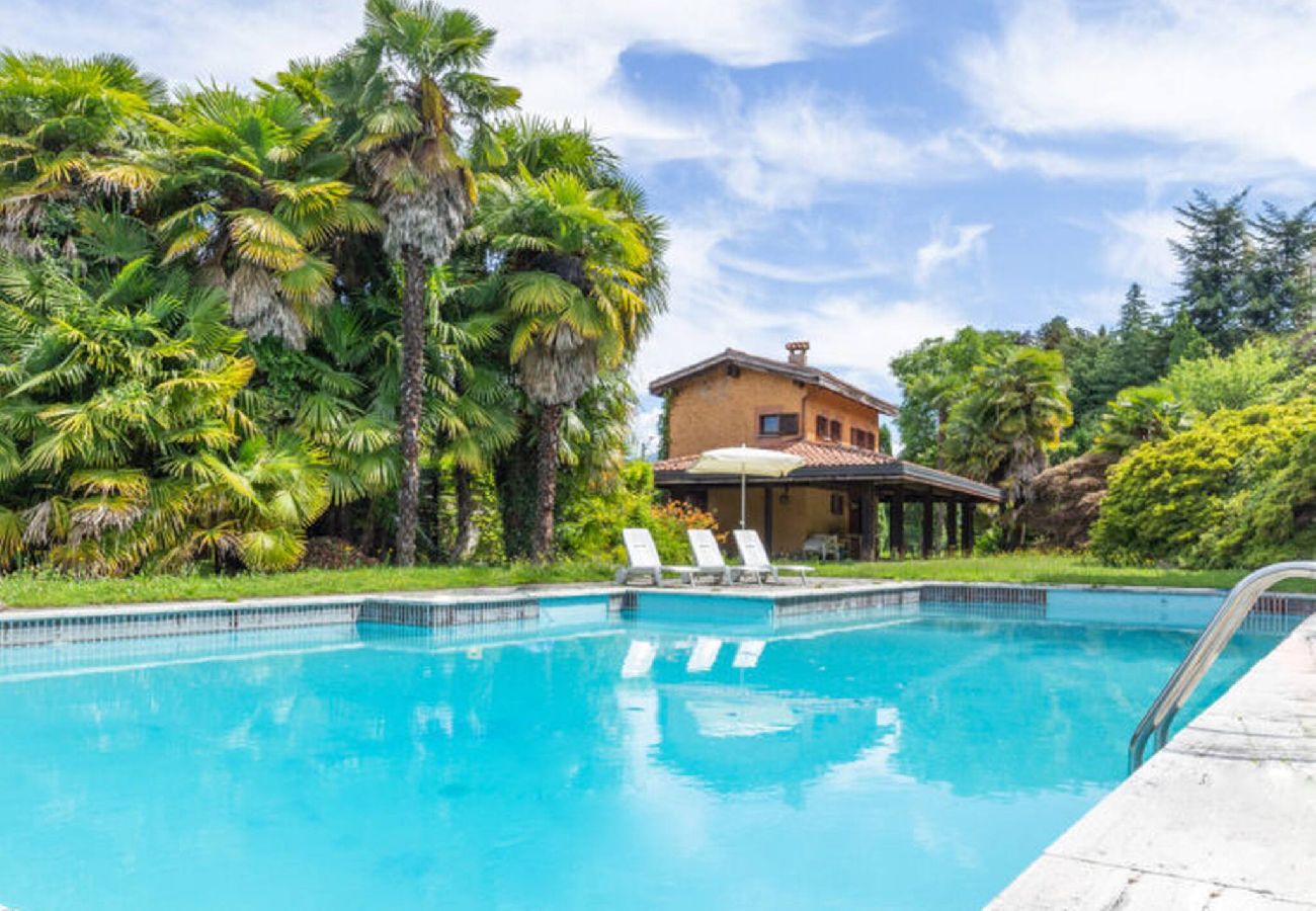 Casa en Castelveccana - Villa Al Piano on Lake Maggiore